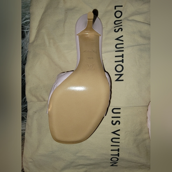 Louis Vuitton | Baby Pink | Revival Mule - Picture 3 of 6